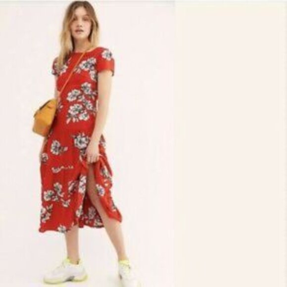 Free People Dresses & Skirts - Free People Floral Tiered Rita Midi Dress NWT